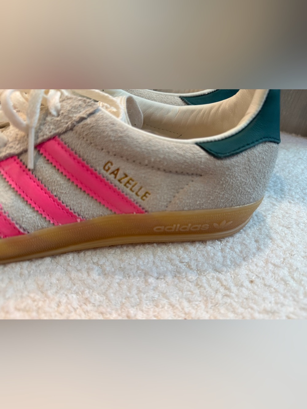 Adidas Gazelle Indoor Off White Lucid Pink Suede Sneakers JQ1096 Size 8-NWOT - Picture 10 of 11